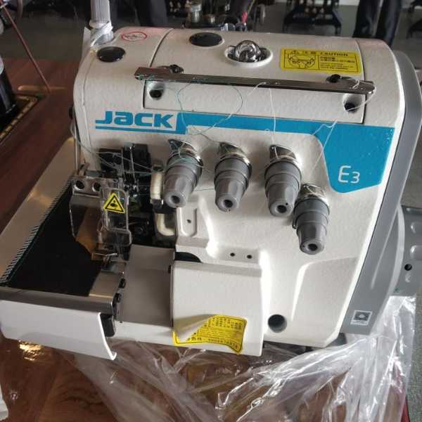 Jack E3 overlock Sewing Machine